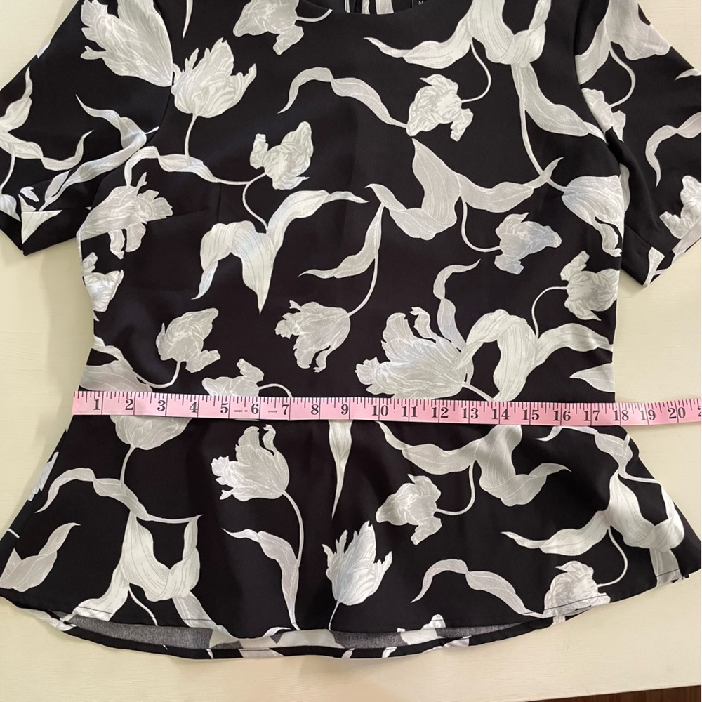 Banana Republic Peplum Short Sleeve Blouse - Picture 7 of 7